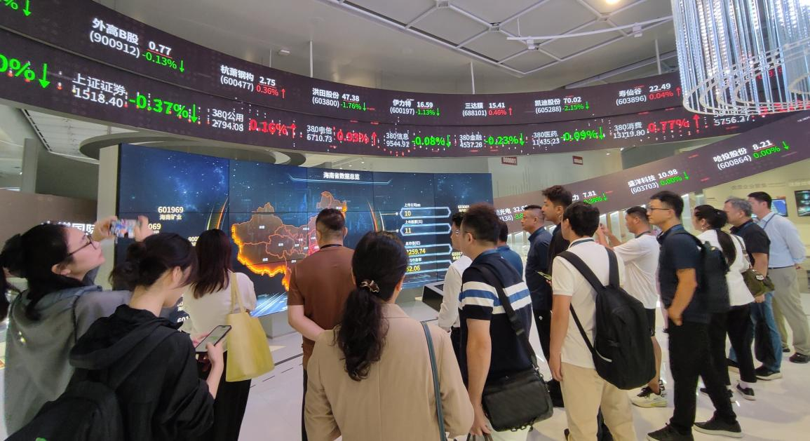 三亚组织14家优质企业赴沪深入上交所及科技标杆企业调研学习